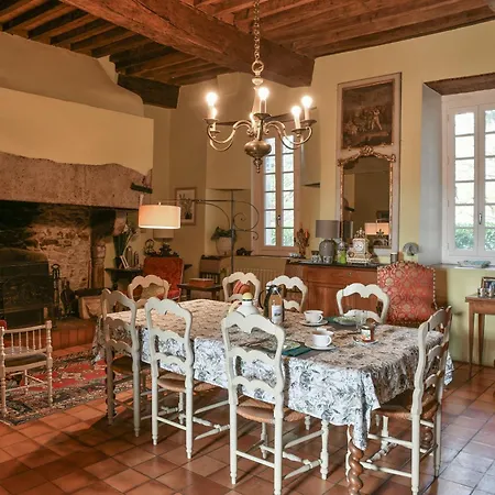 Alojamento de Acomodação e Pequeno-almoço Chambre Chez L'Habitant Sermérieu